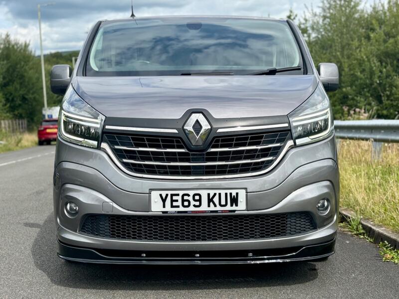 RENAULT TRAFIC
