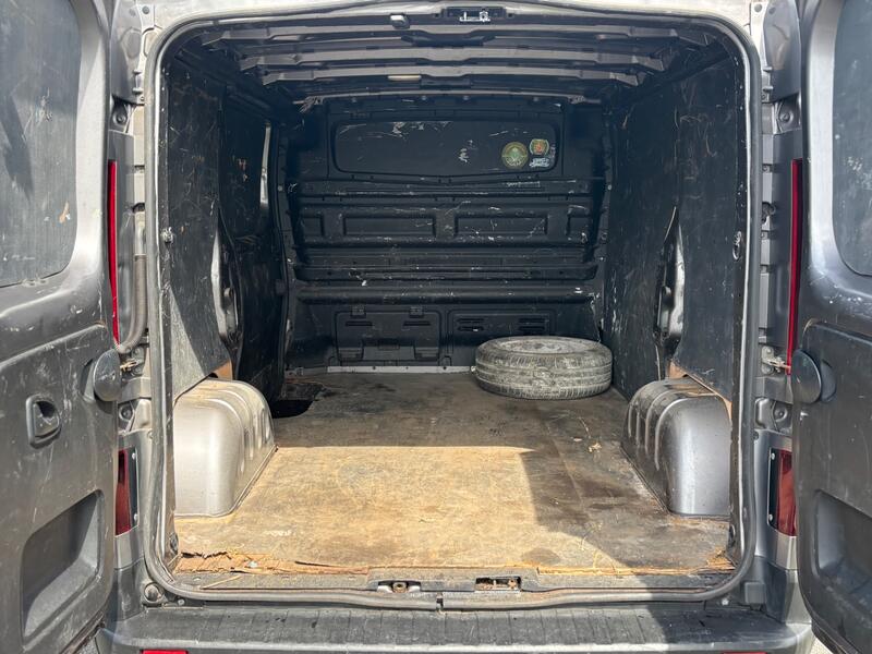 RENAULT TRAFIC