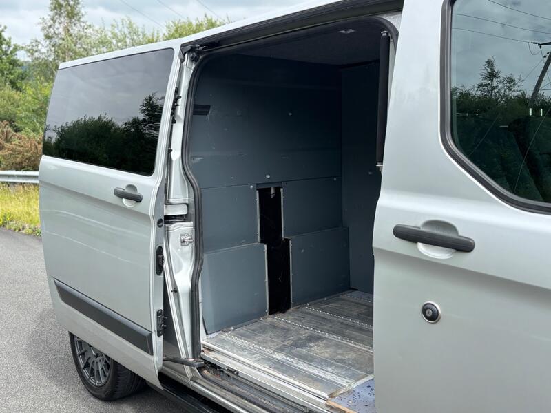 FORD TRANSIT CUSTOM
