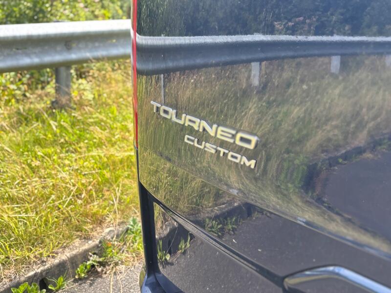 FORD TOURNEO CUSTOM