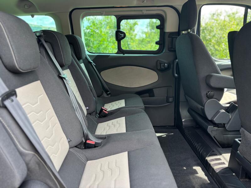 FORD TOURNEO CUSTOM